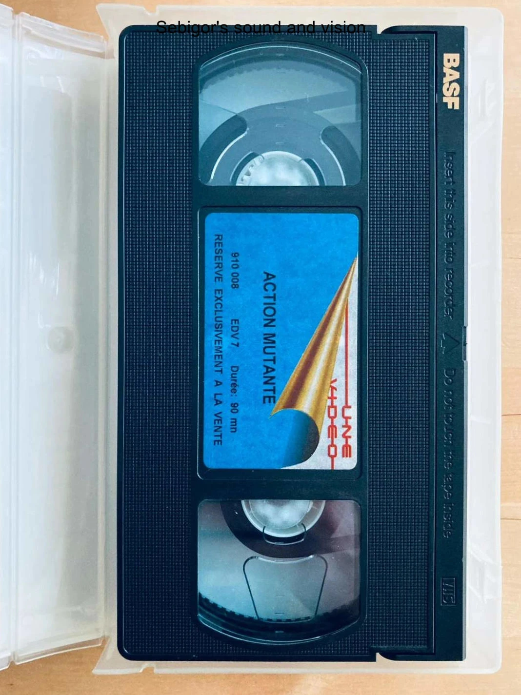 VHS-cassette Action Mutante van Alex de la Iglesia. – photo 2